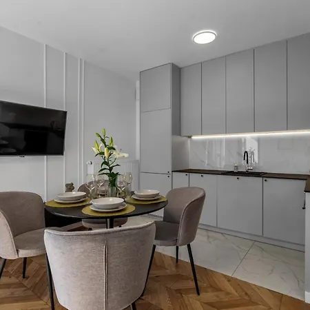 Kasprzaka 29A Business Apartments N1 - Parking, Balcony, Targi Expo - By Rentujemy Warsaw