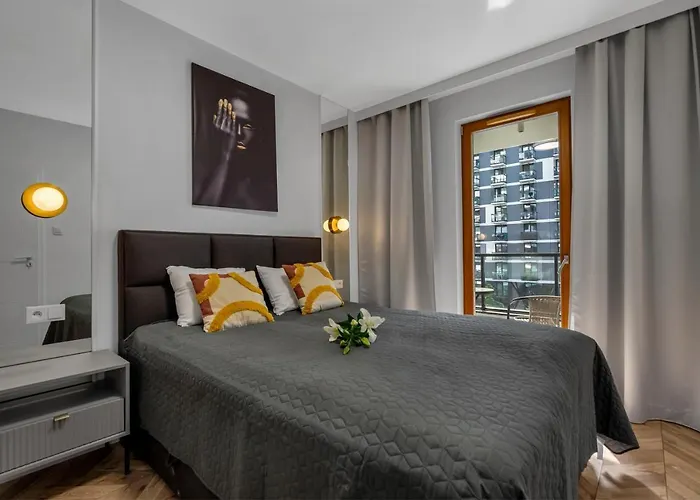 Kasprzaka 29a Business N1 - Parking, Balcony, Targi Expo - By Rentujemy شقة